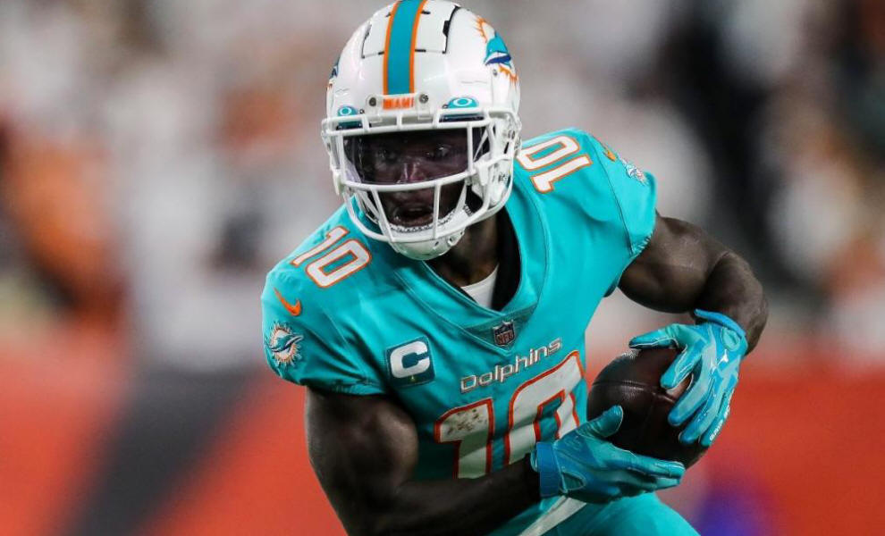 Tyreek Hill by the numbers: Dolphins WR is on pace to rewrite franchise  records for receiving yards in season - CBSSports.com
