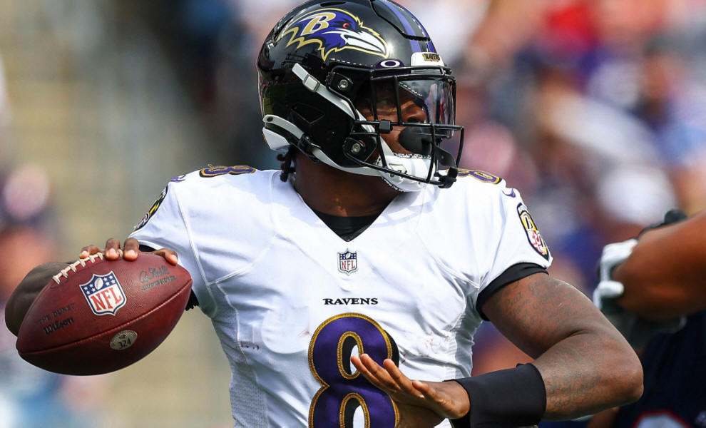 Lamar Jackson totals 5 touchdowns in win over turnover-happy Patriots | Fox  News